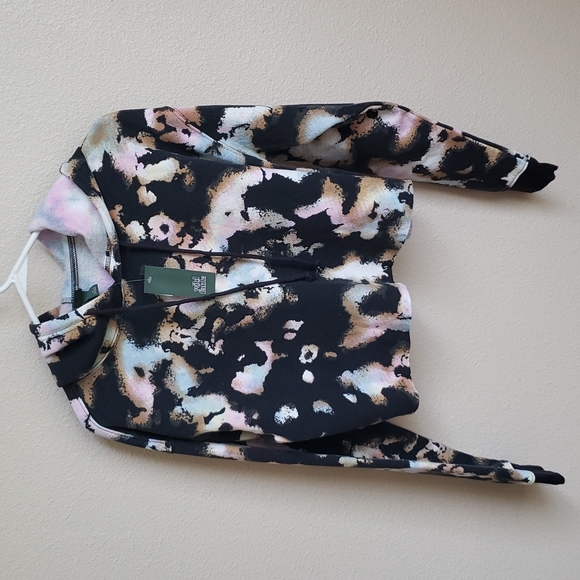 NWT wild fable women's cropped hoodie black tie dye size medium - Picture 1 of 7